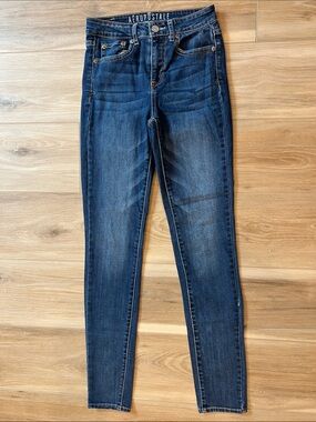 Aeropostale Women's Indigo Skinny Jeans. Jeggings dark wash size 0 REG.